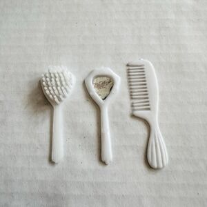 Barbie Vanity‎ White Brush Comb Mirror 3 Piece Vintage Doll Accessories